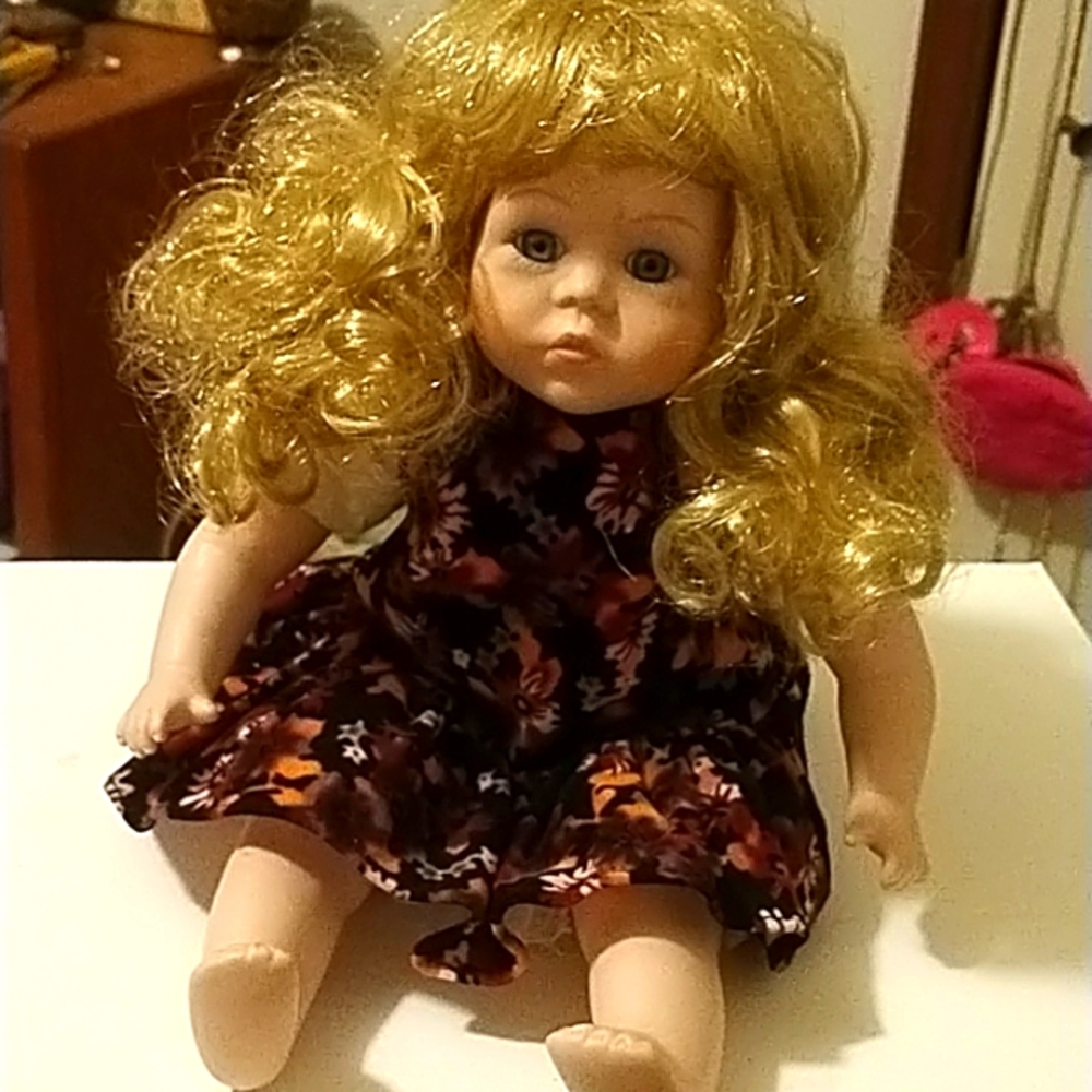 Vintage 1980's Kaiser Chicago Doll